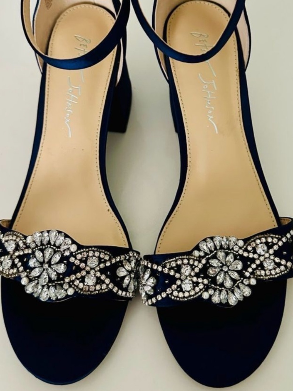 Betsey Johnson Navy Crystal Floral Strap Block Heel Sandals 7.5 - Picture 1 of 9